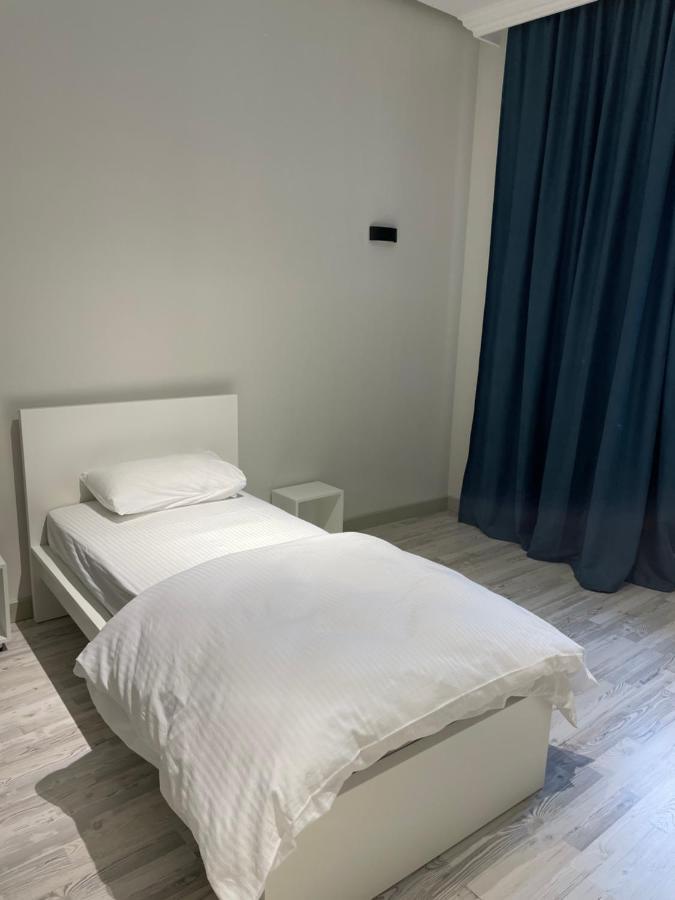 Sb River Hotels Atyraū Zewnętrze zdjęcie