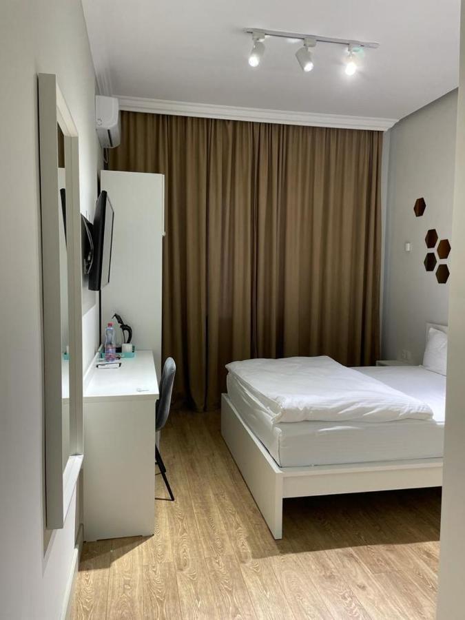 Sb River Hotels Atyraū Zewnętrze zdjęcie