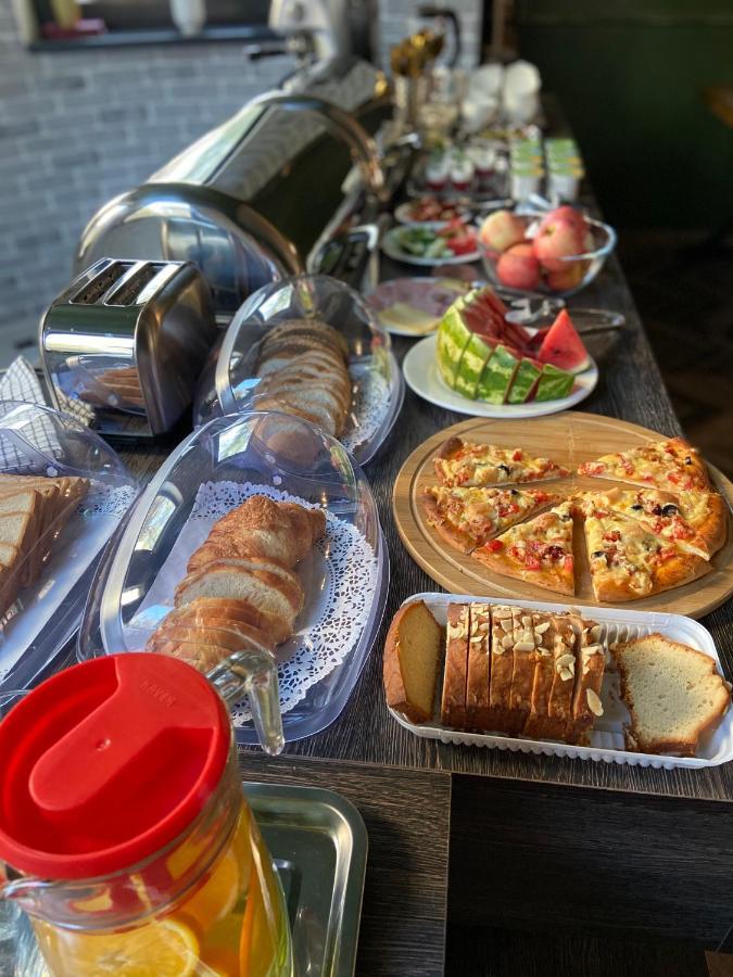 Sb River Hotels Atyraū Zewnętrze zdjęcie